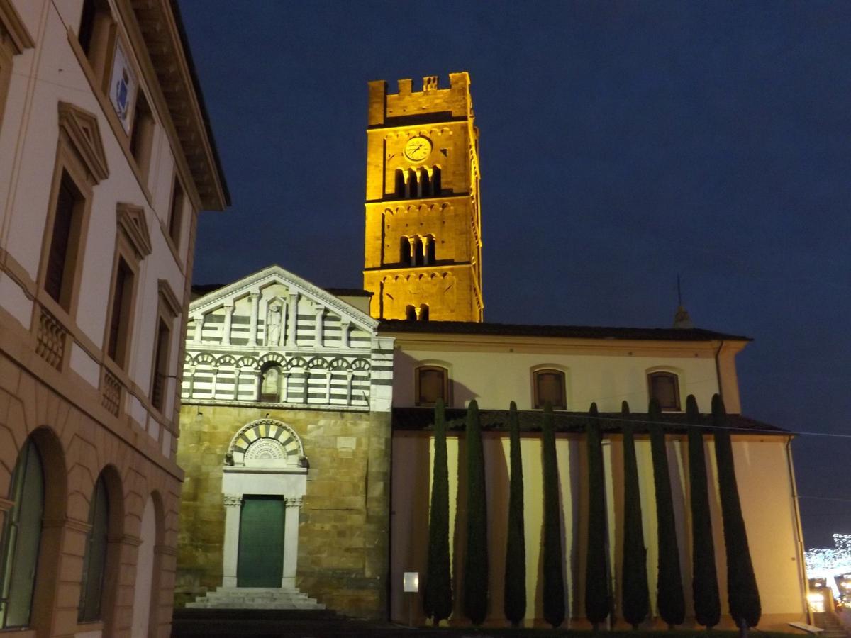 Affittacamere La Loggia Altopascio Bagian luar foto